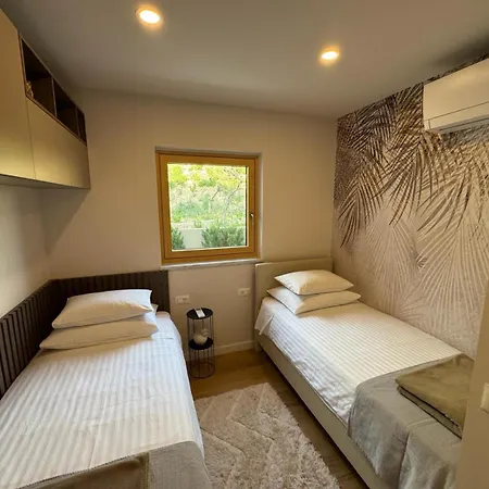 Luxury Vawe Makarska